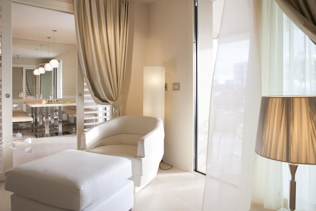 غرادو Suite & Spa Mirabel المظهر الخارجي الصورة